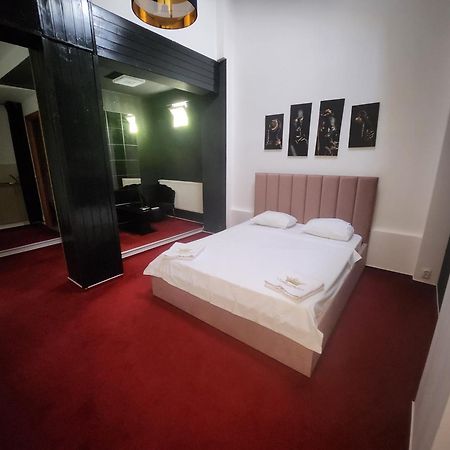 Karma Hotel Bukarest Kültér fotó