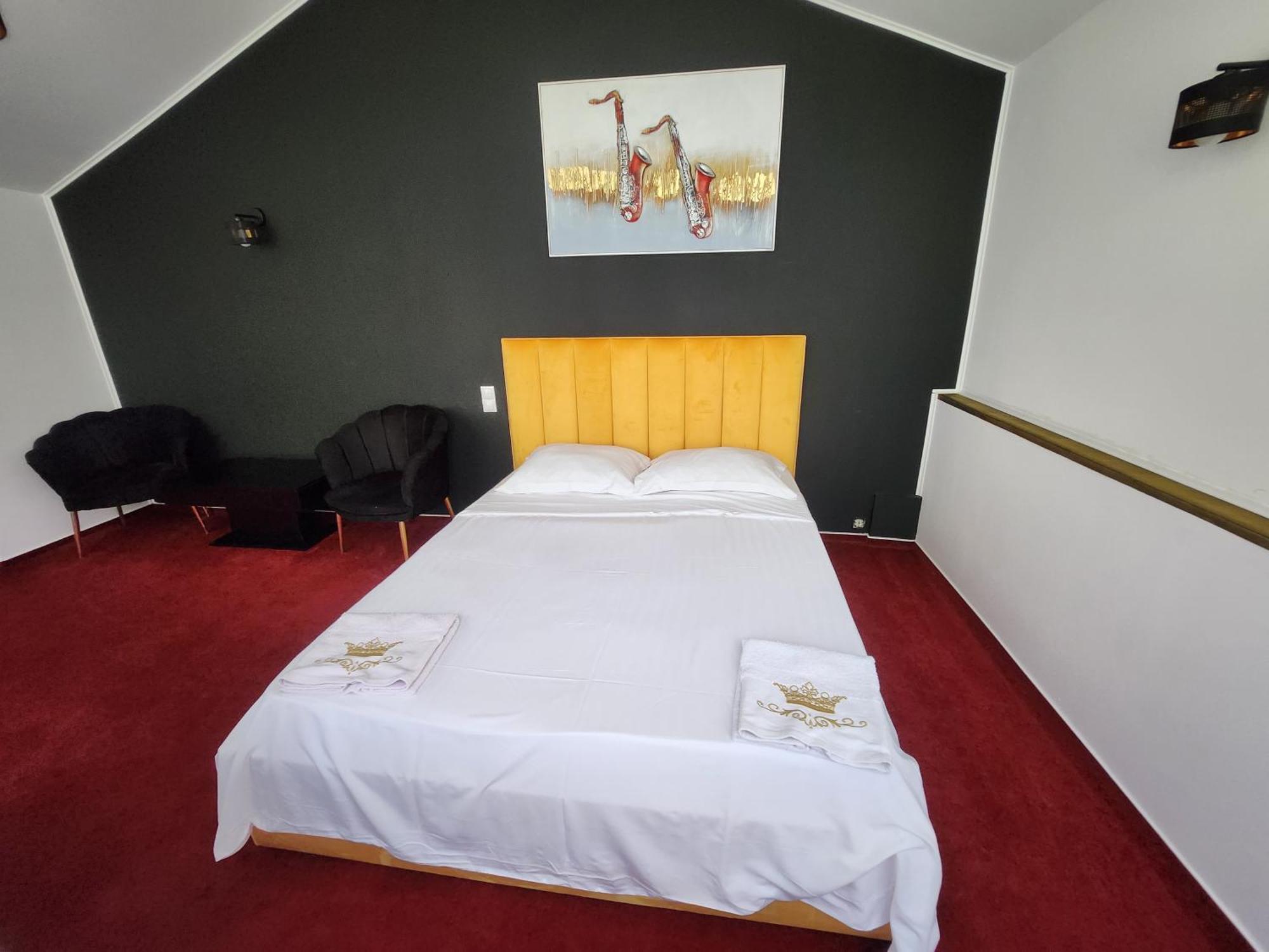 Karma Hotel Bukarest Kültér fotó